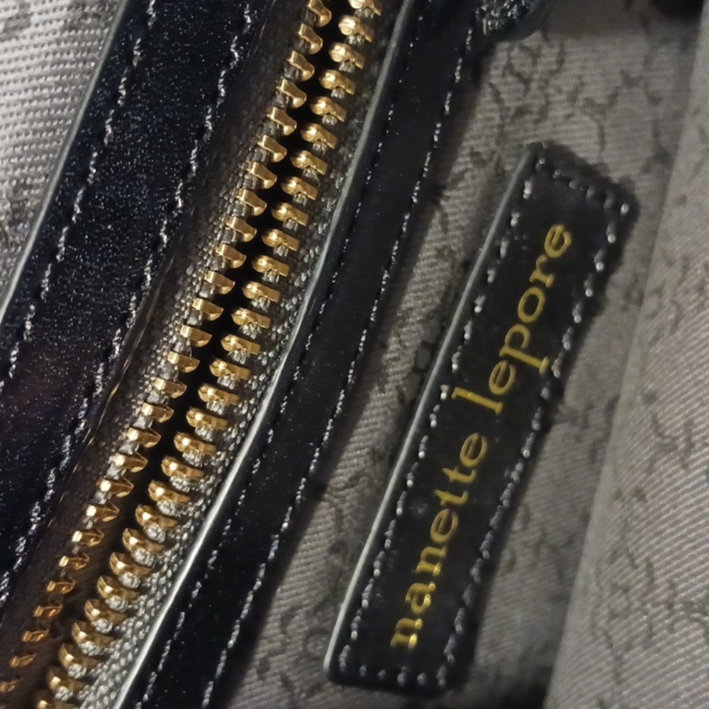 Nanette Lepore Crossbody Purse Bag EXCLUSIVE Leather #eshopchicago - Picture 11 of 15